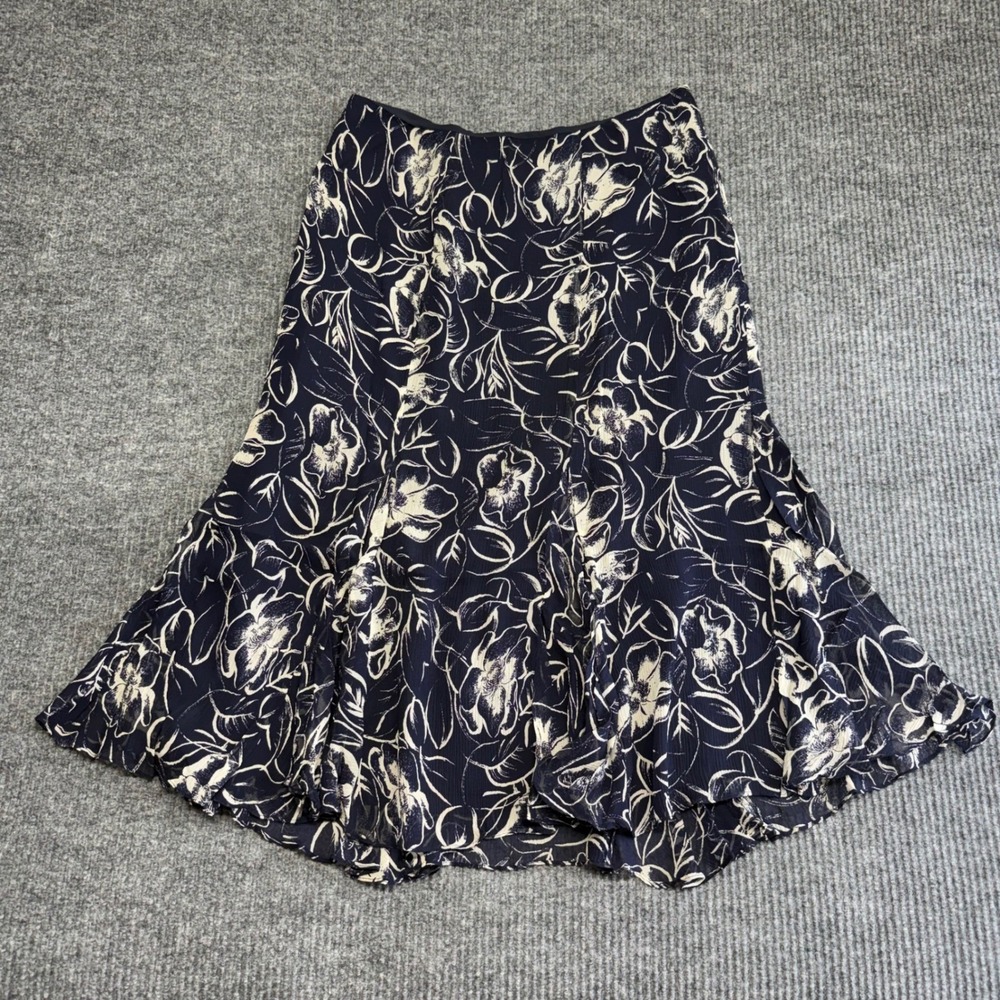 Lauren‎ Ralph Lauren Silk Skirt 10P Navy Floral Ruffle Flowy Lined Petite